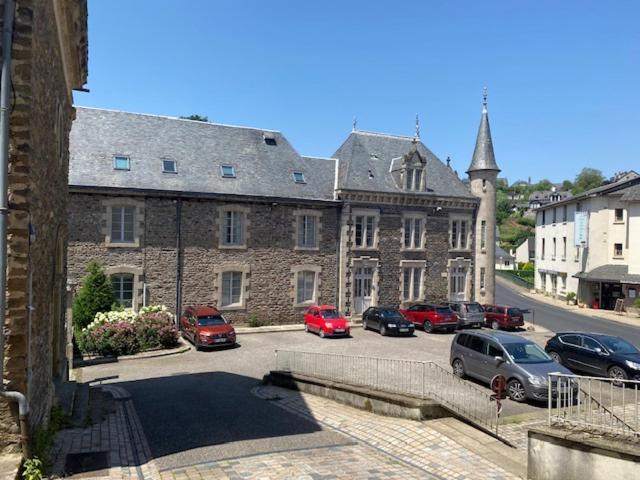 Charmant appartement au calme sur vezere Uzerche Extérieur photo