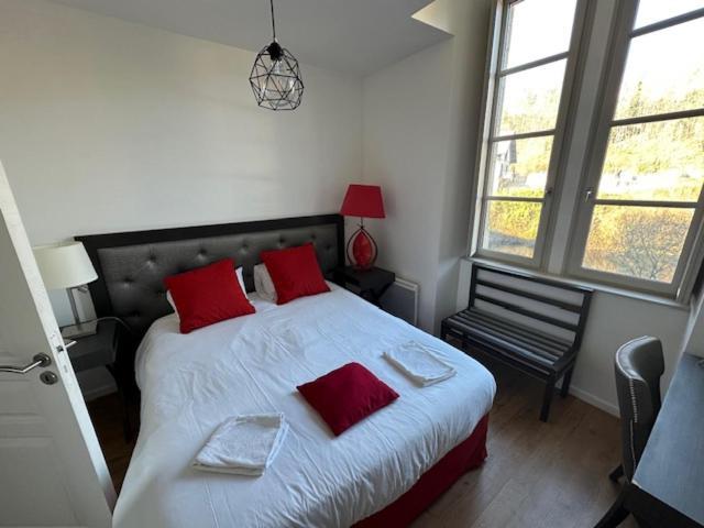 Charmant appartement au calme sur vezere Uzerche Extérieur photo